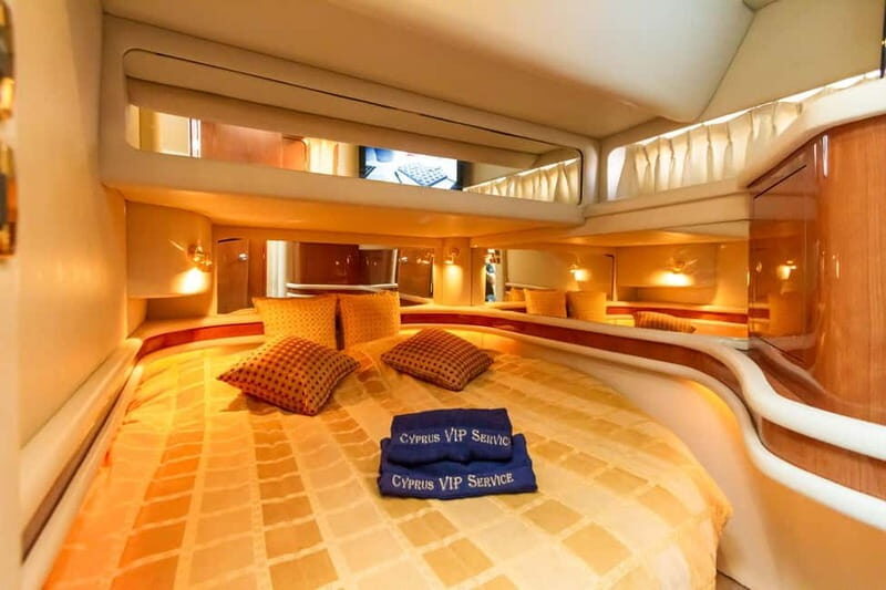 Voyager - Sea Ray 52 - Key Points