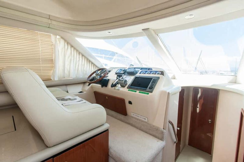 Voyager - Sea Ray 52 - Exploring the Voyage: What to Expect