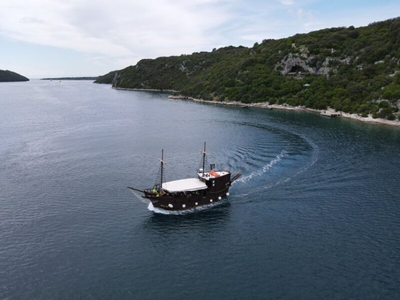 Vrsar: Lim Fjord Boat Tour with Swimming near Pirate's Cave - Key Points