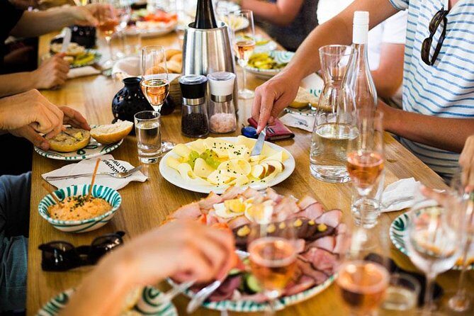 Wachau Valley Private Tour With Melk Abbey Visit and Wine Tastings from Vienna - Weissenkirchen and the Vineyard Views