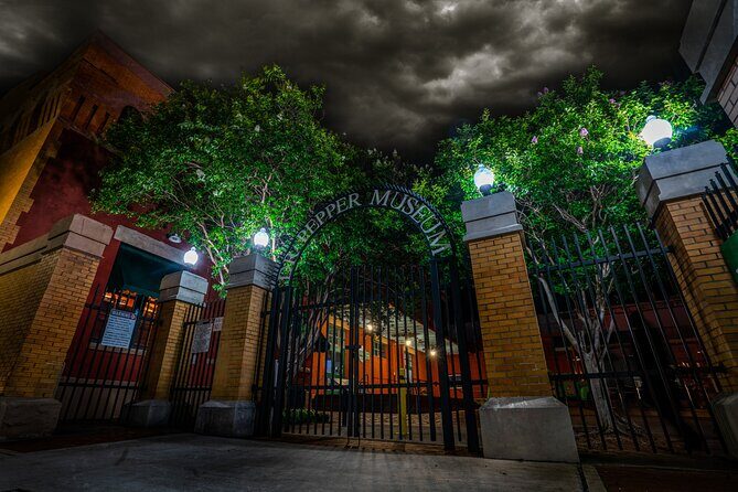 Waco Ghost Tour : Wild Whispers of the Wicked - Waco Ghost Tour : Wild Whispers of the Wicked — An Honest Look