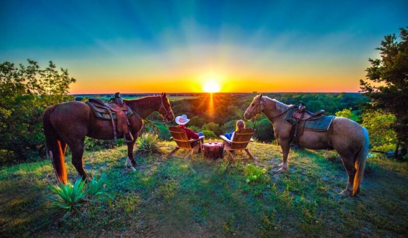 Waco: Sunset Horseback Ride - The Photos and the Value