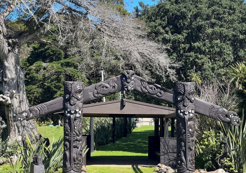 Waiheke Island: Full Day Guided History and Heritage Tour - Key Points