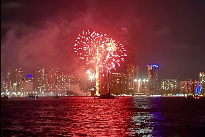 Waikiki Beach Catamaran Friday Night Fireworks Tour - Practical Details and Tips