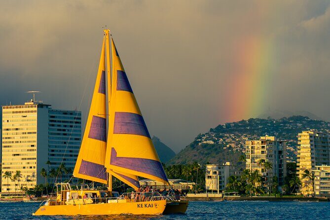 Waikiki Beach Sunset Sail - What to Expect on the Waikiki Beach Sunset Sail