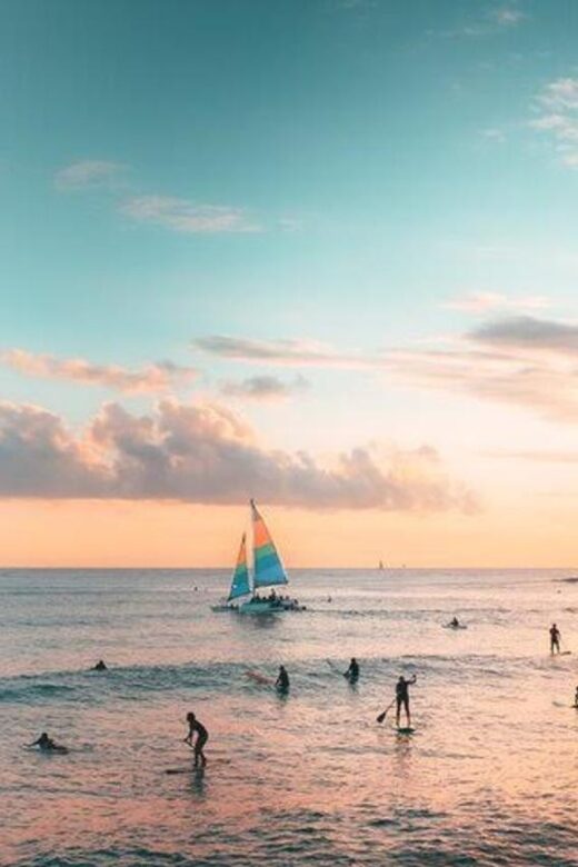 Waikiki Beach: Turtle Snorkeling and Sailing on Hwea - The Sailing Experience and Scenic Views