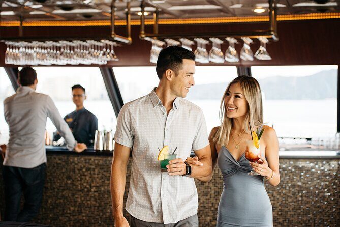Waikiki Fireworks Cocktail Cruise - What to Expect on the Waikiki Fireworks Cocktail Cruise