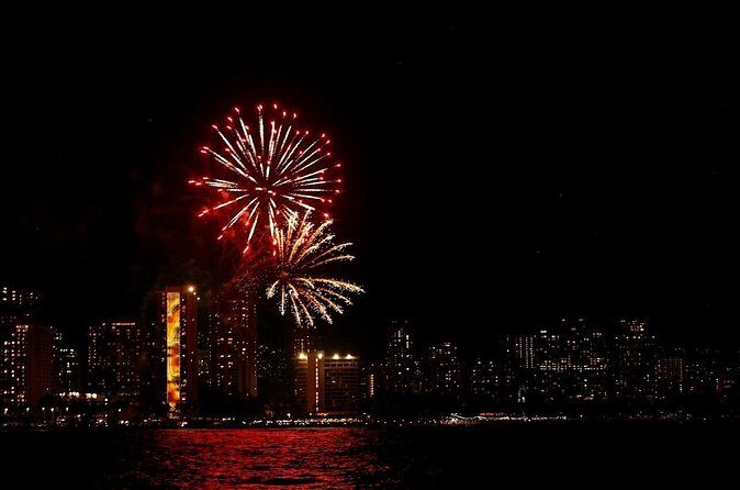Waikiki Friday Fireworks Boat Cruise from Oahu - FAQ