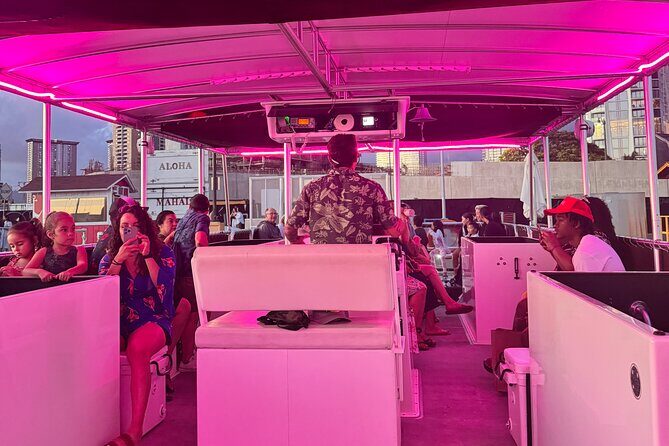 Waikiki Glass Bottom Boat Fireworks Tour - FAQ