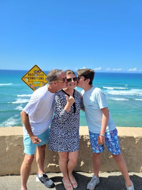 Waikiki: Oahu In a Day Circle Island Tour - The Guides and Guest Experiences