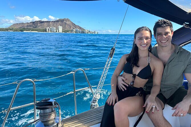 Waikiki private Day Tour and Sunset sail for couples - Key Points