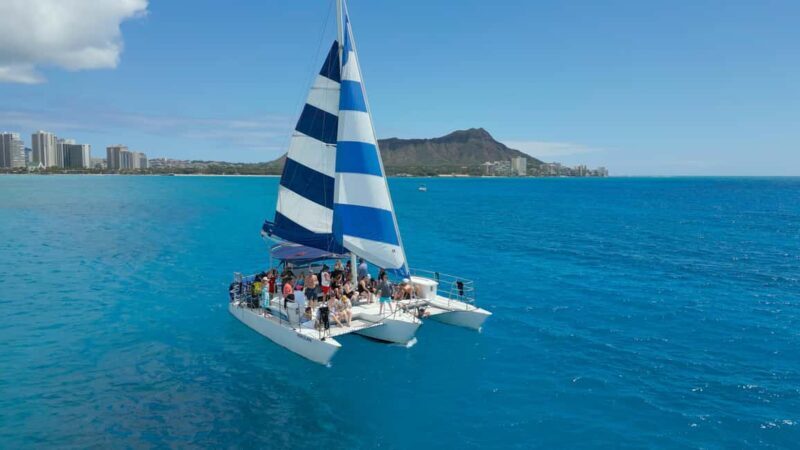 Waikiki: Sail and Turtle Snorkel Experience - The Scenic Sail Back