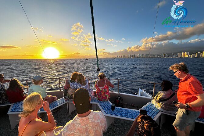 Waikiki Sunset Cruise from Oahu - The View & Atmosphere