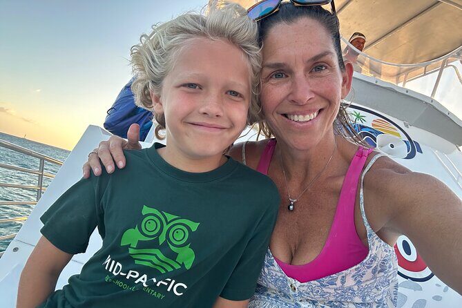 Waikiki Sunset Cruise with Boat Stabilizer - The Experience: Pros and Cons