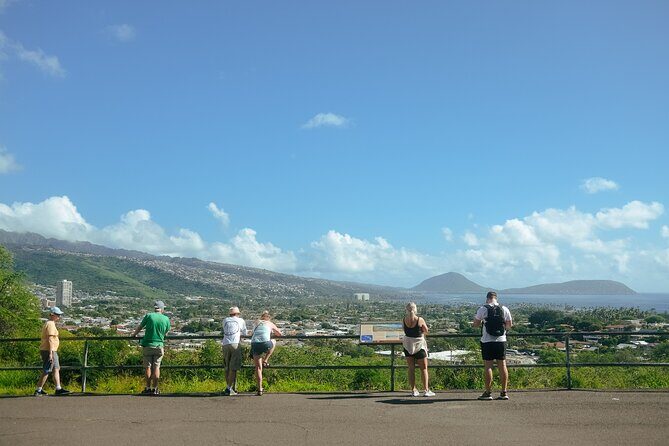 Waikiki Trolley Blue Line Coastline & Local Grindz Hop-on Hop-off - FAQs