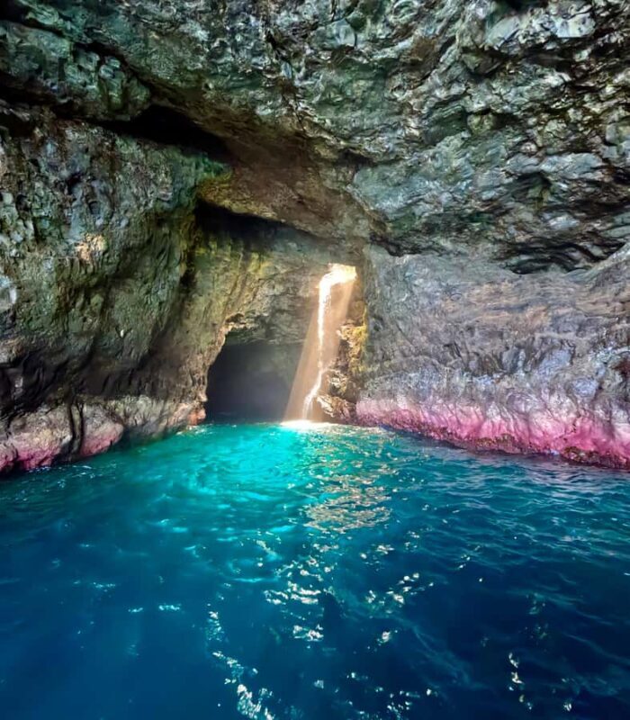 Waimea: N Pali Coast Zodiac Raft Sea Caves + Snorkel - Refreshments & Comfort