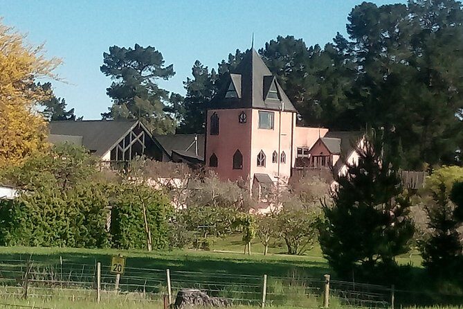 Waipara Wine Experience for 2 or more, inc tastings and lunch - Key Points