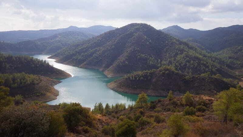 Walk around Pano Lefkara village and Lefkara lake - An in-depth look at the experience