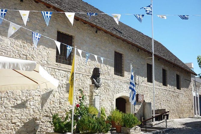 Walk in Omodos alleys & around Kelephos medieval Venetian bridge - FAQs