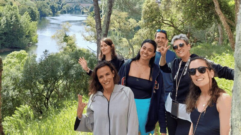 Walk with strangers - Douro Landscapes - FAQs