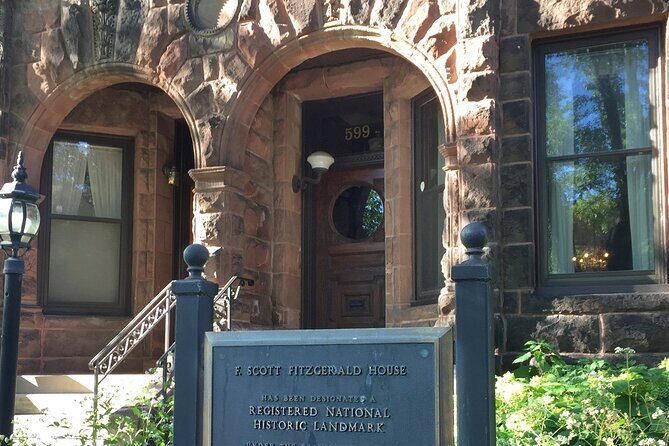Walking F. Scott Fitzgerald's St. Paul Life & Homes Private Tour (2 hrs) - Why This Tour Works Well