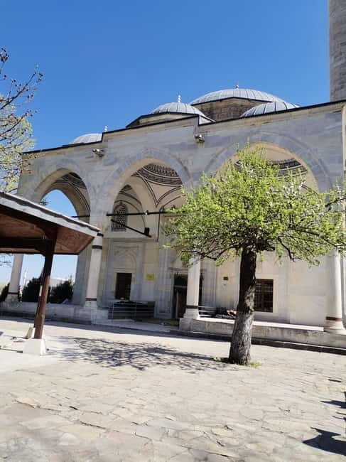 Walking in Skopje - An Honest Look at the Tour Experience