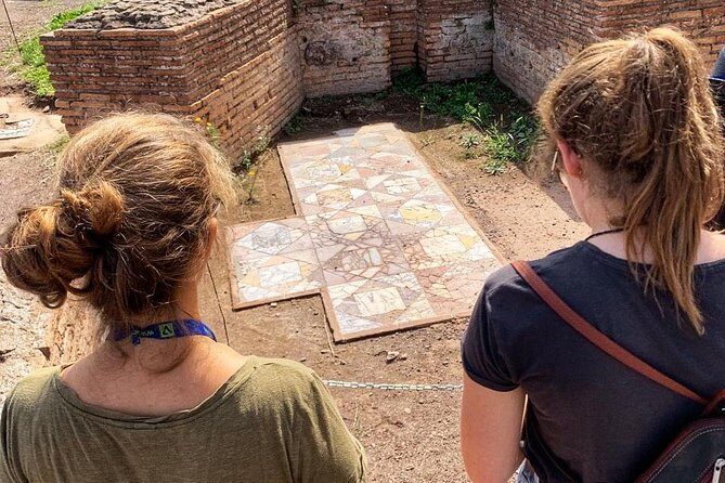 Walking Tour at The Colosseum and Forum with an Archaeologist - FAQ
