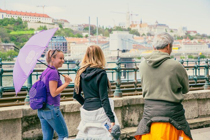 Walking Tour Budapest incl. the Shoes on the Danube Bank - Who Should Book This Tour?