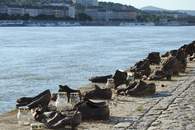 Walking Tour Budapest incl. the Shoes on the Danube Bank - Stop 4: Gellért Hill and the Liberty Statue panorama