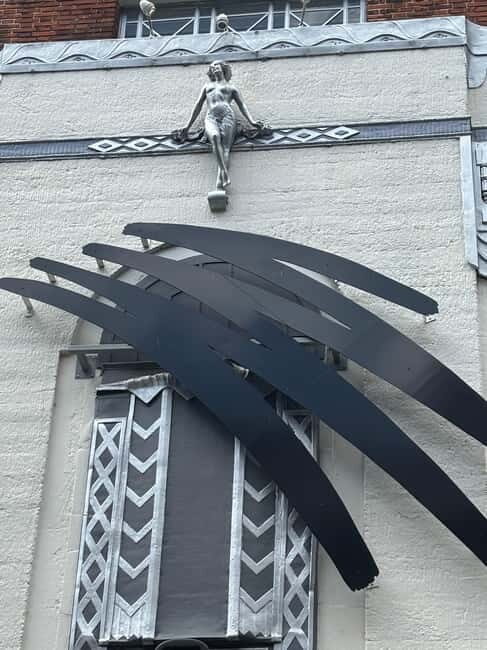 Walking tour: Covent Garden; ghosts and theaters with tarot cards at the end - Final Thoughts: Is It Worth It?