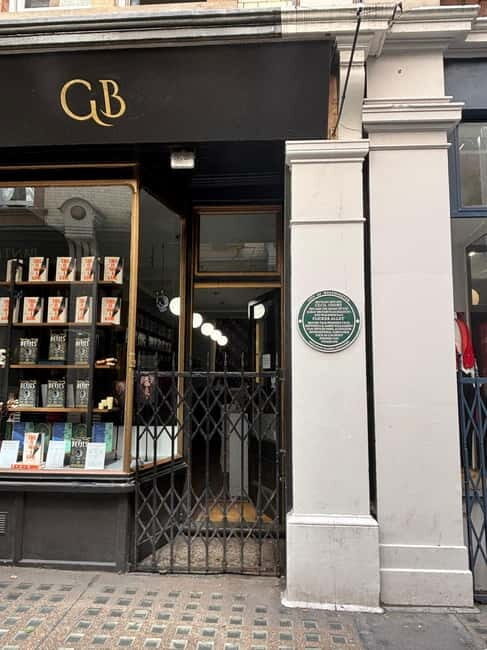 Walking tour: Covent Garden; ghosts and theaters with tarot cards at the end - FAQ