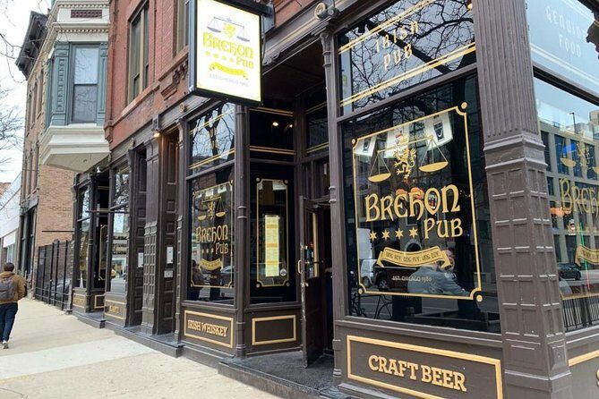 Walking Tour: Historic Chicago Pubs in River North and the Loop - An In-Depth Look at the Tour Itself
