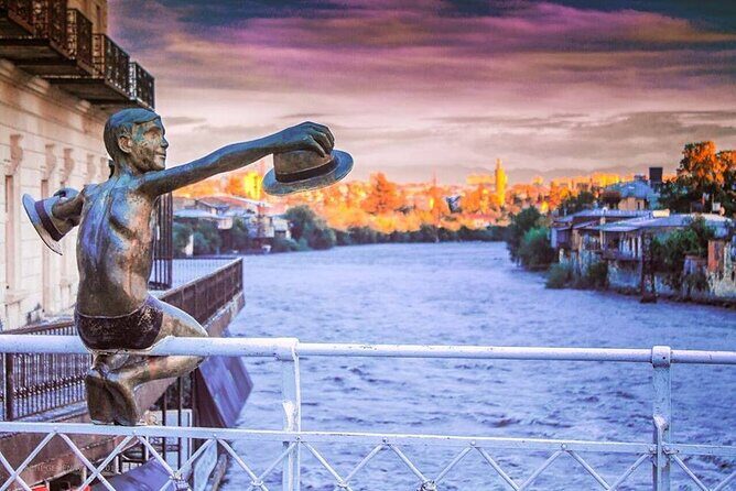 Walking tour in Kutaisi - Key Points