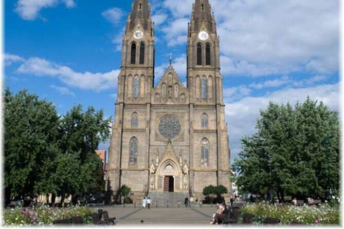 Walking Tour in New Town with Operation Anthropoid (WWII) - Frequently Asked Questions