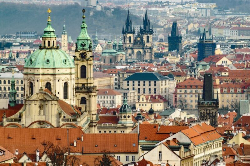 Walking tour of Prague in french: Old Town & Charles Bridge - Why Choose This Tour?