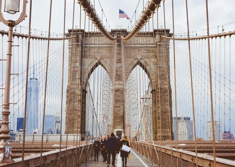 Walking tour of the Brooklyn Bridge and Dumbo - Key Points