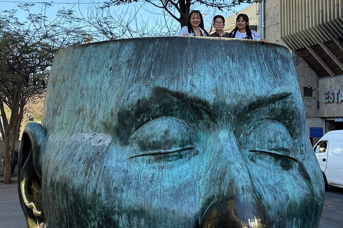 Walking tour of the historic center GDL and Orozco murals - Who is this tour best suited for?