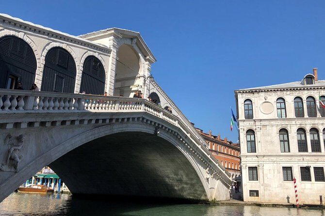 Walking Tour of Venice from St. Mark's Square to Rialto - The Practical Side: Price, Duration, and Logistics