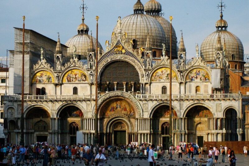 Walking Tour to Uncover the Hidden Venice - Key Points