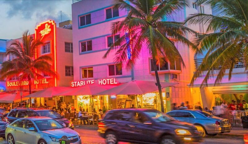 Walking Tour with Cocktails(optional) Miami - Exclusive Access and Hidden Gems