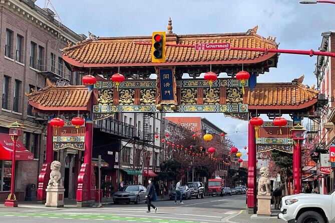 Walking Tours in Victoria Canada, food, drink, and history - The Sum Up