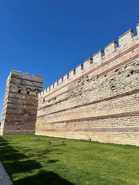 Walls of Contantinople and Byzantine Palace Tour - The Itinerary Breakdown: What You’ll See and Experience
