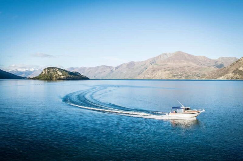 Wanaka: Water Taxi & Mou Waho Island Tour - What the Tour Looks Like