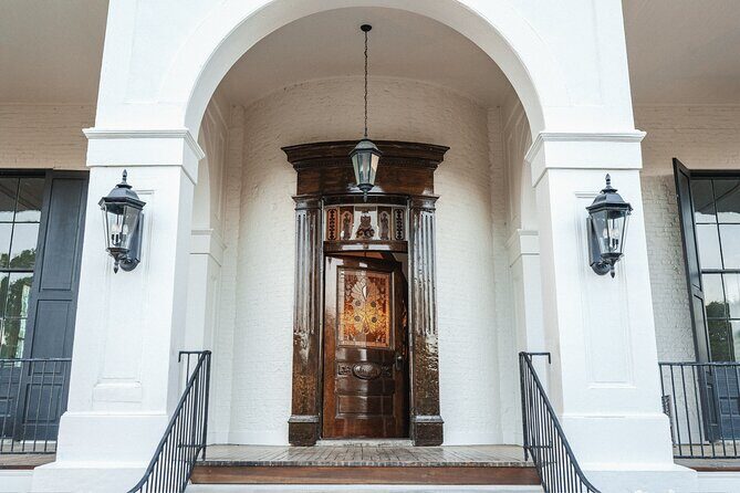 War, Wealth & Riverfront Tales: Taylor Mansion & East Row Tour - Scenic Views and Historic Charm