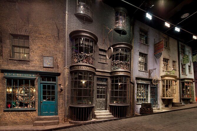 Warner Bros. Studio Tour London - The Making of Harry Potter and Oxford Day Trip - The Sum Up