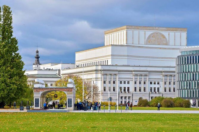 Warsaw at War 1939-1945: A Self-guided Audio Tour - What’s Included and What’s Not