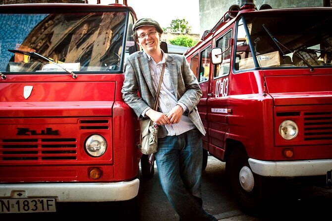 Warsaw Behind the Scenes - small group tour with hotel pickup - FAQs