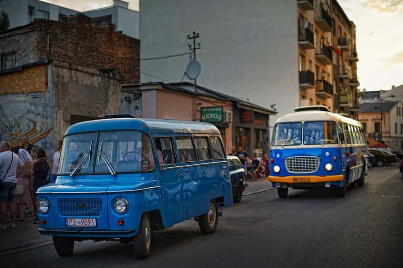 Warsaw: "Cheers on Wheels" Vodka Tasting Tour by Retro Bus - FAQs