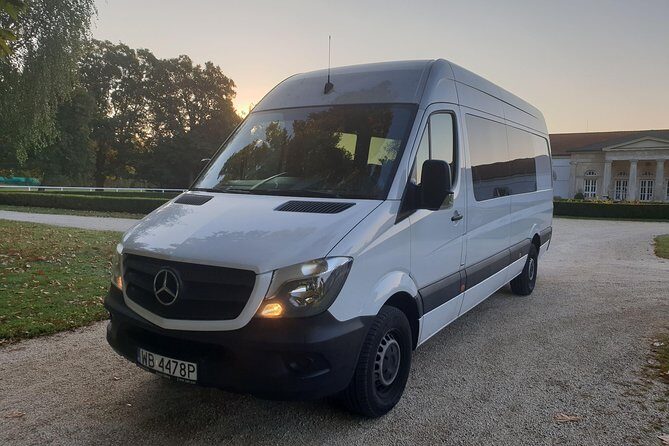 Warsaw Chopin Airport private transfer 5 to 8 passengers - Who Should Consider This Service?