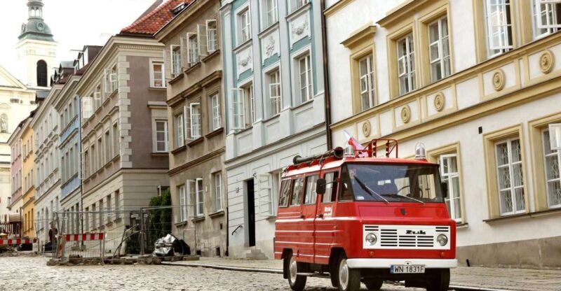 Warsaw: Classic Highlights Private Tour by Vintage Car - Key Points